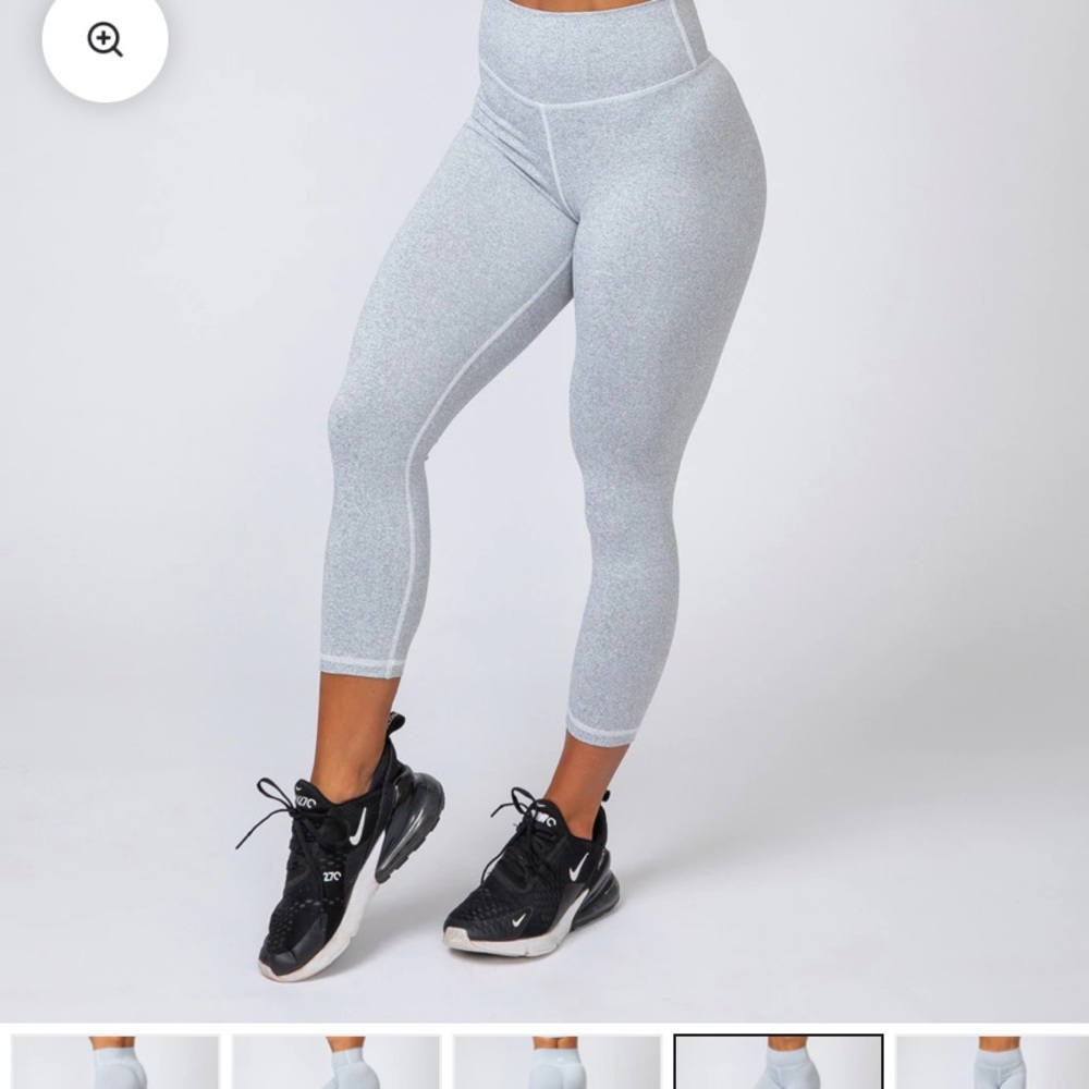 Muscle nation scrunch bum leggings